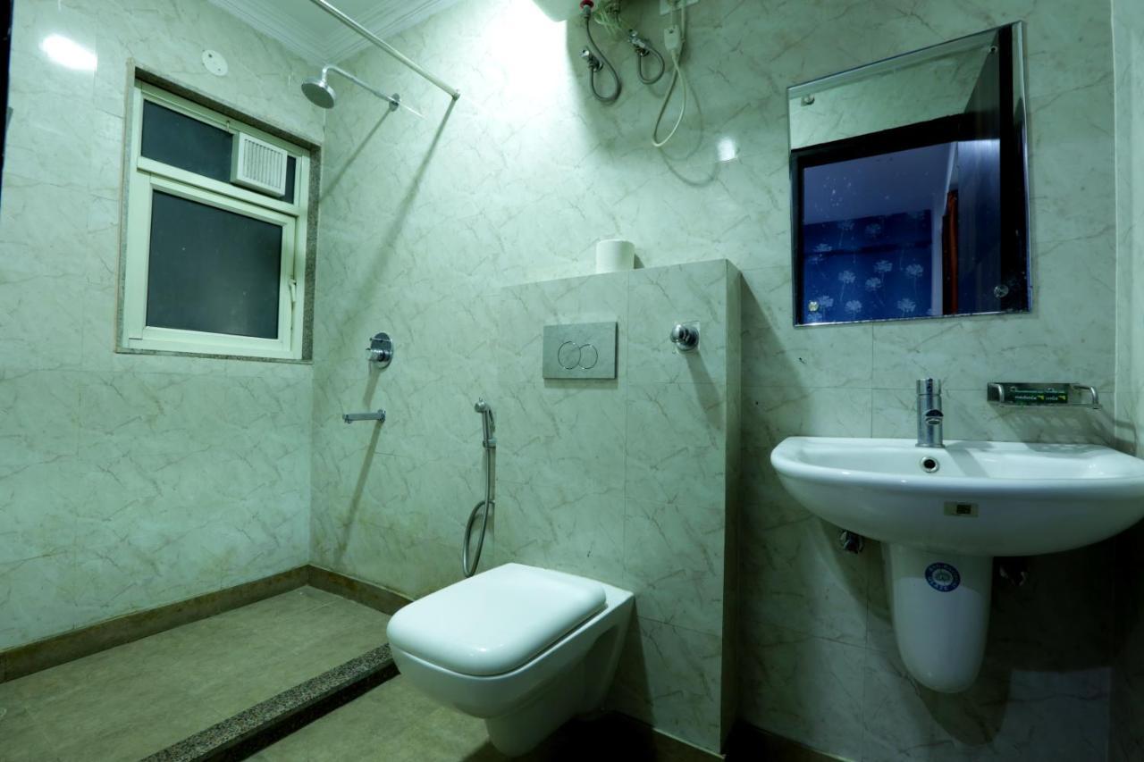 Hotel Ark Suites At Delhi Airport Nova Deli Exterior foto